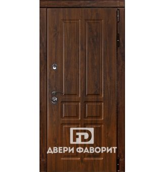 дверь металлическая с терморазрывом, усилена тремя петлями и отделана мдф