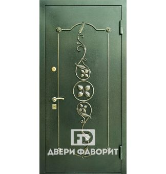 дверь входная с декоративной ковкой