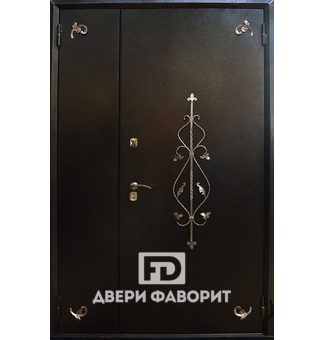 входная дверь с антивандальным покрытием и ковкой