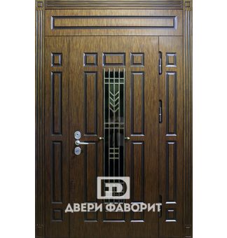 стальная дверь с боковыми и верхней вставками, с кованой решеткой