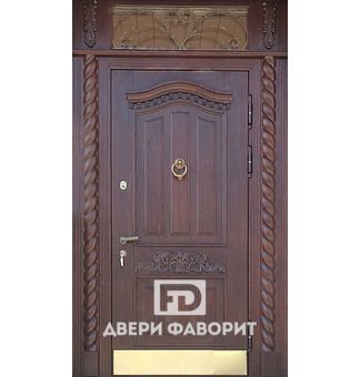 дверь с верхней вставкой со стеклом и ковкой