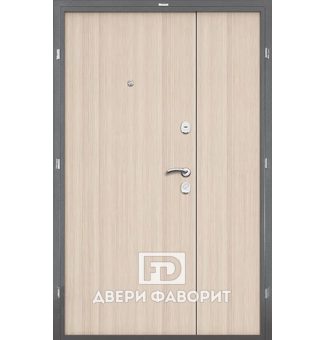 Недорогая двустворчатая дверь с отделкой ламинат