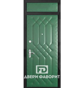 недорогая одностворчатая дверь с верхней вставкой, отделка винилискожей
