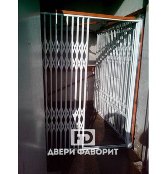 дверь решетчатая с одной раздвижной створкой