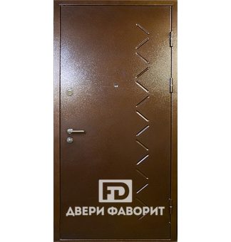 металлическая дверь с узором в виде зигзаг, окрашена цинкогрунтом