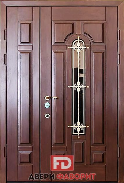 металлическая тамбурная дверь с кованой решеткой и стеклом
