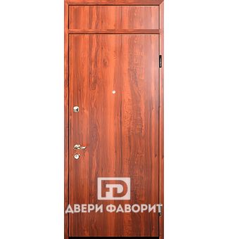 недорогая стальная дверь с верхней вставкой