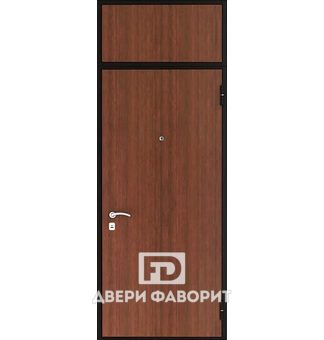 дверь недорогая из металла с верхней вставкой
